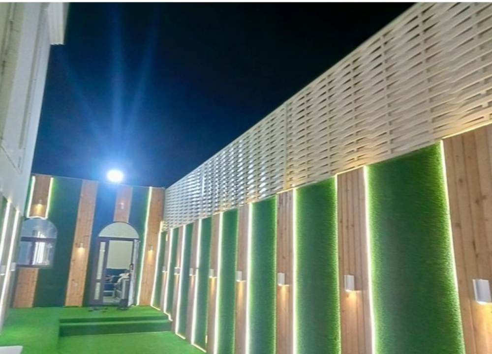 مهندس احمد 55086270 - 1