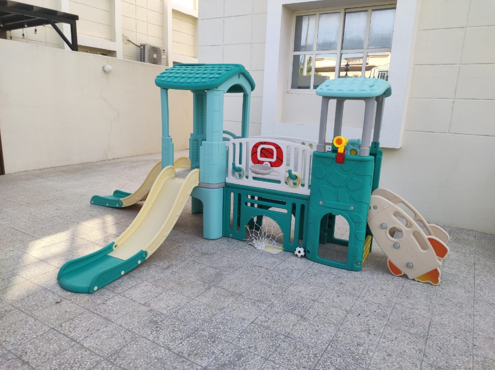 ساحة لعب اطفال - 1