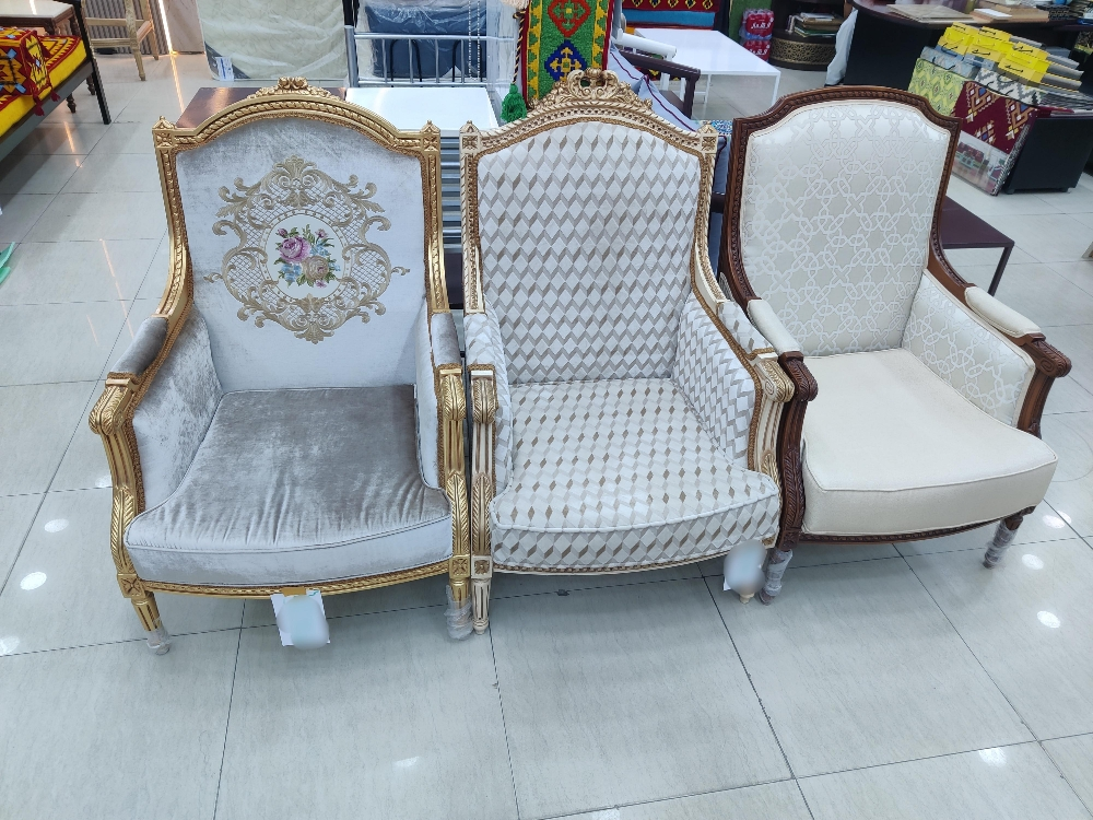 wooden chair 1 person - 1