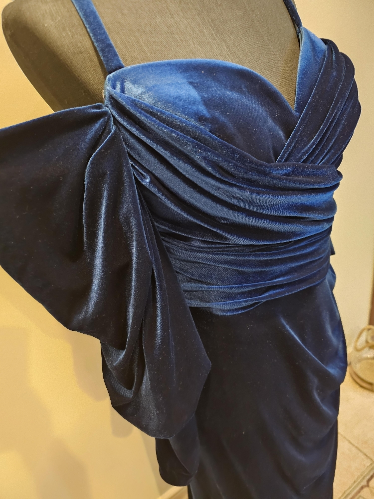 velvet dress - 7