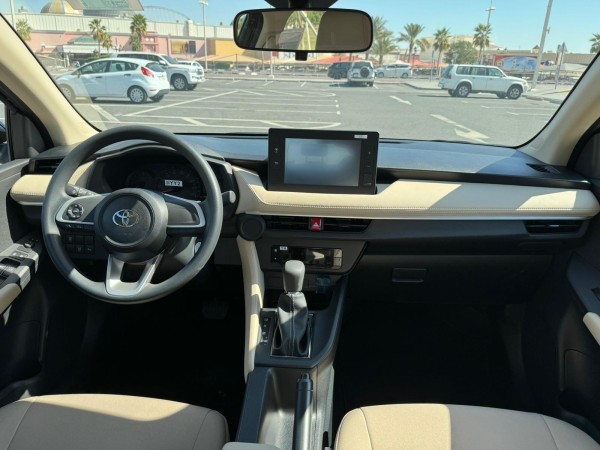 TOYOTA YARIS MODEL 2024 - 7