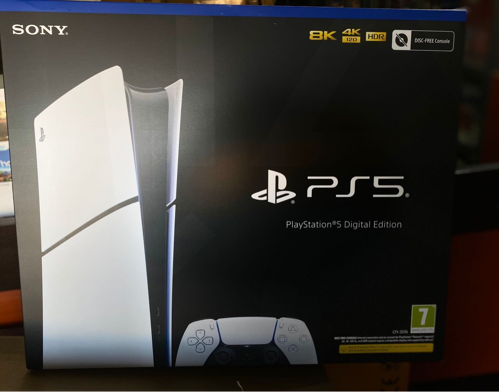 PlayStation 5 slim digital 1Tb  - 1