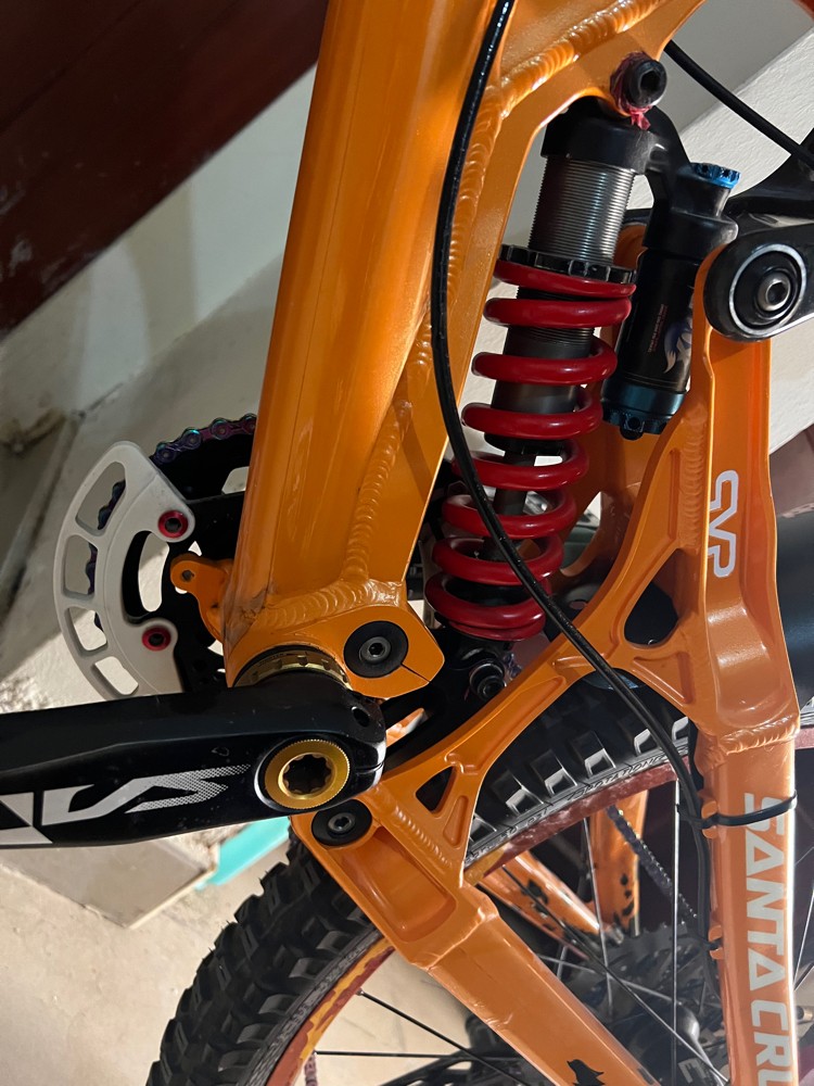 Santa cruz V10 - 6