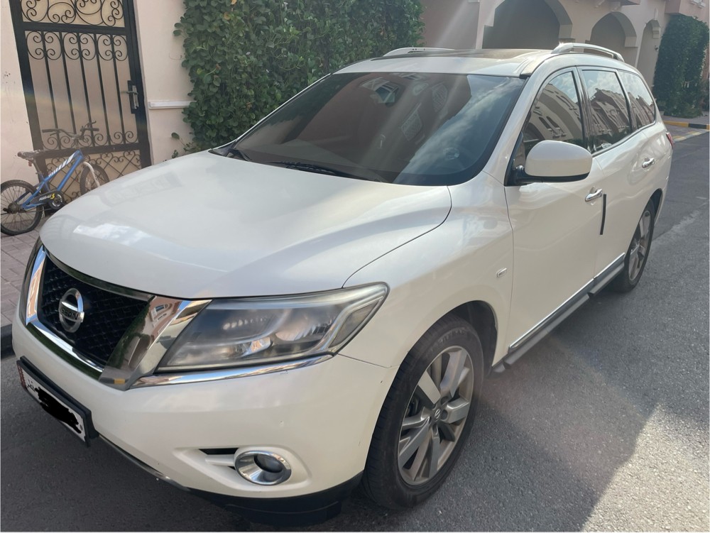 Nissan pathfinder 2015   - 1