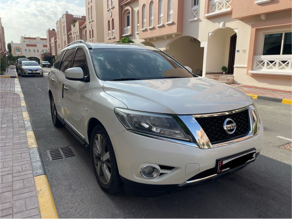 Nissan pathfinder 2015   - 2