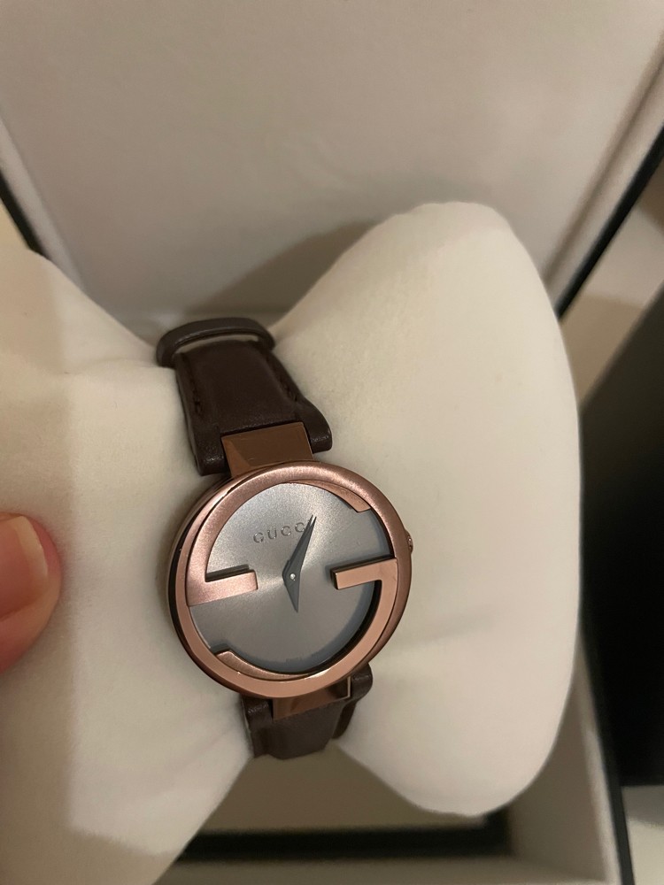Gucci watch  - 4