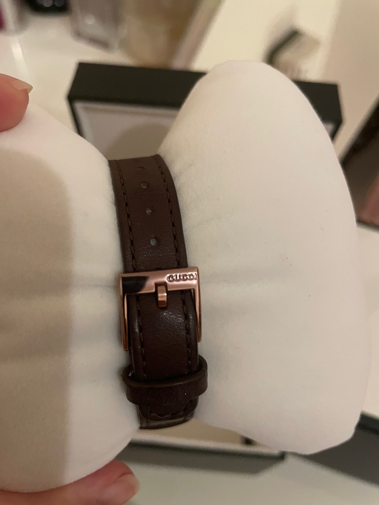 Gucci watch  - 2