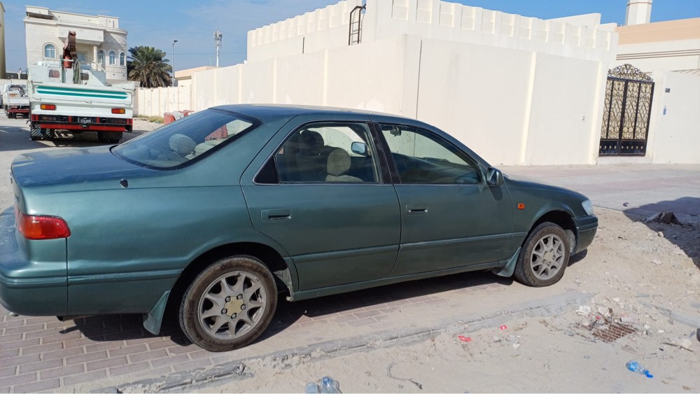 Toyota Camary - 2