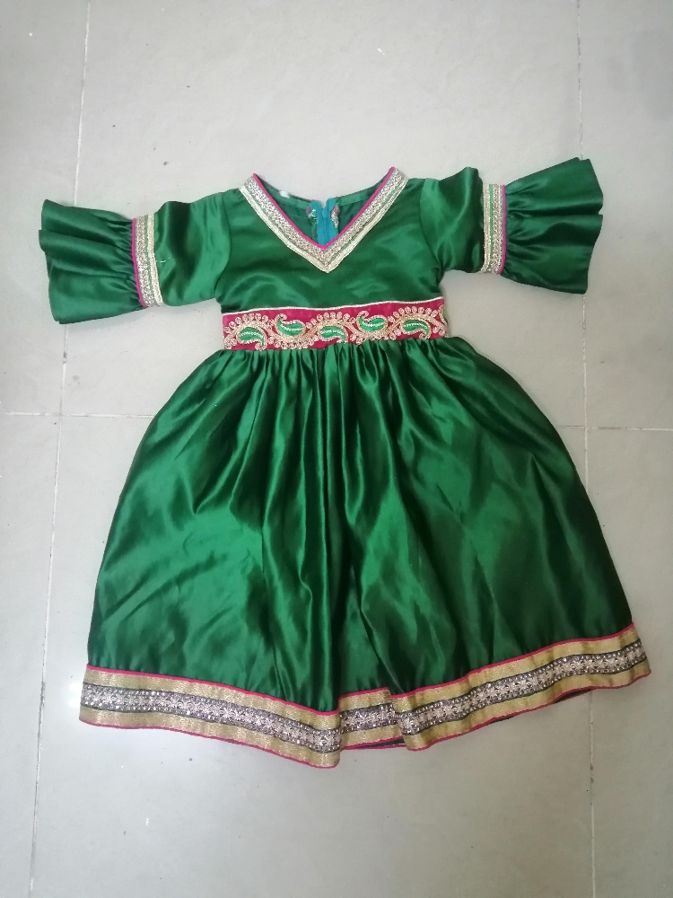 فستان طفله شبه جديد - 1