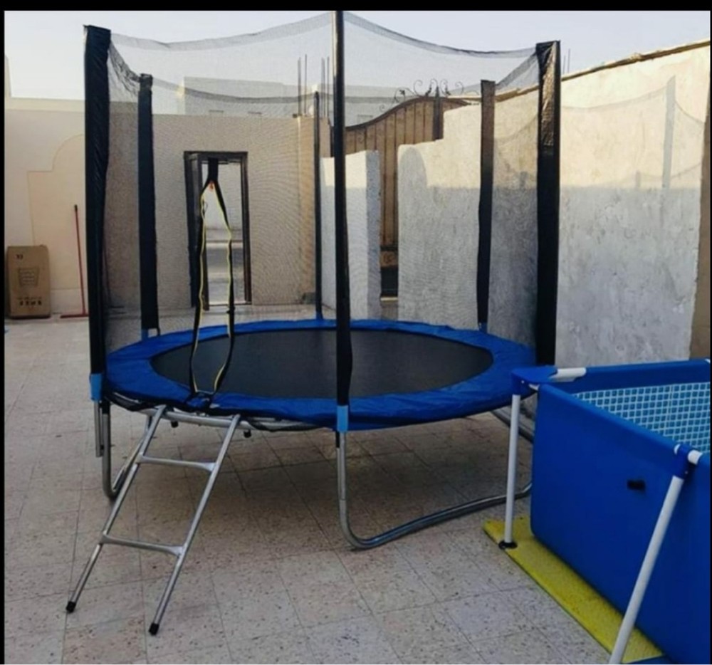 Trampoline 8Ft - 3