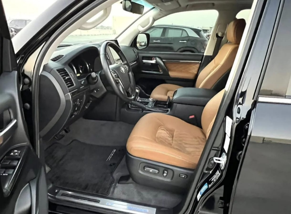 VIP LIMOUSINE SERVICE - 3