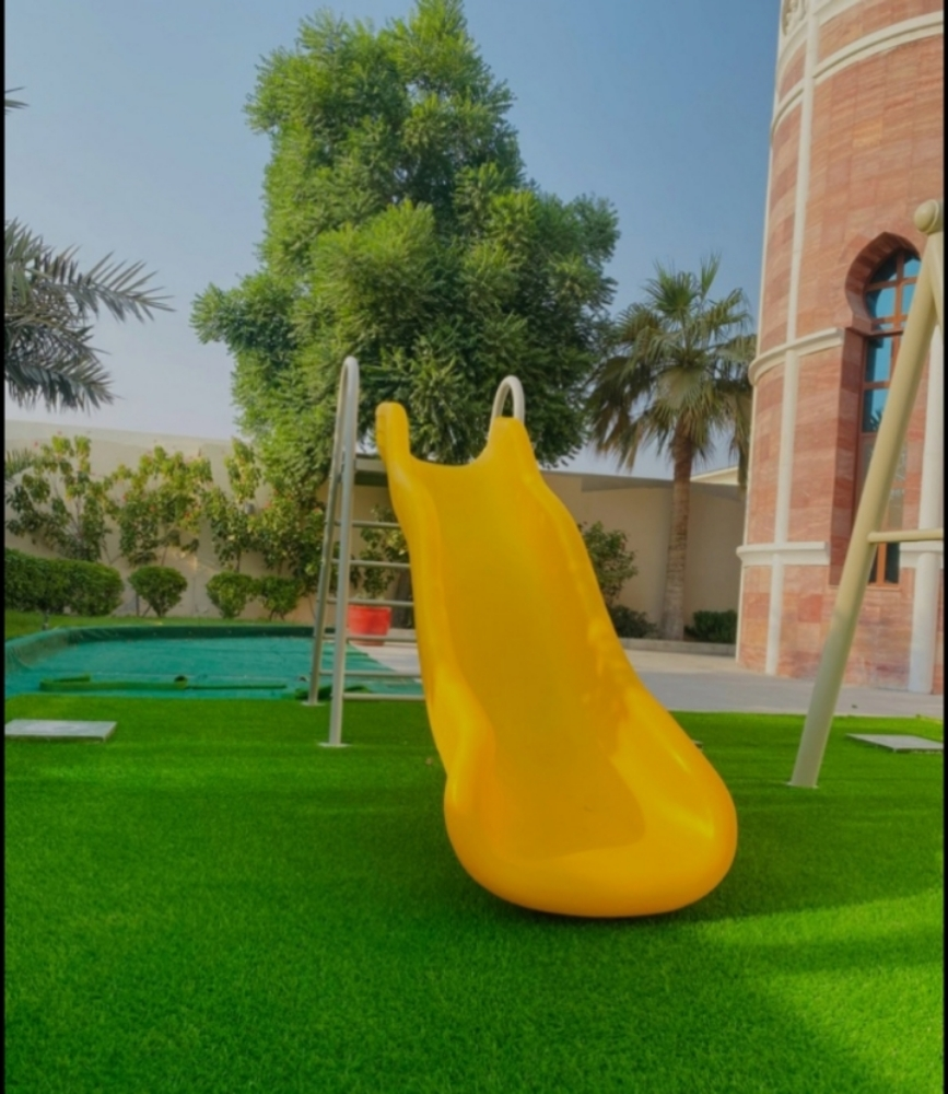 kids sliding - 1