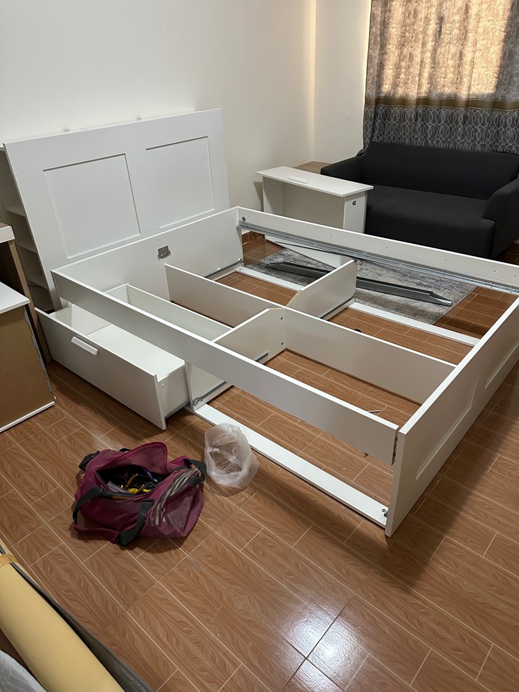 Bedroom set furniture dismantle - 10