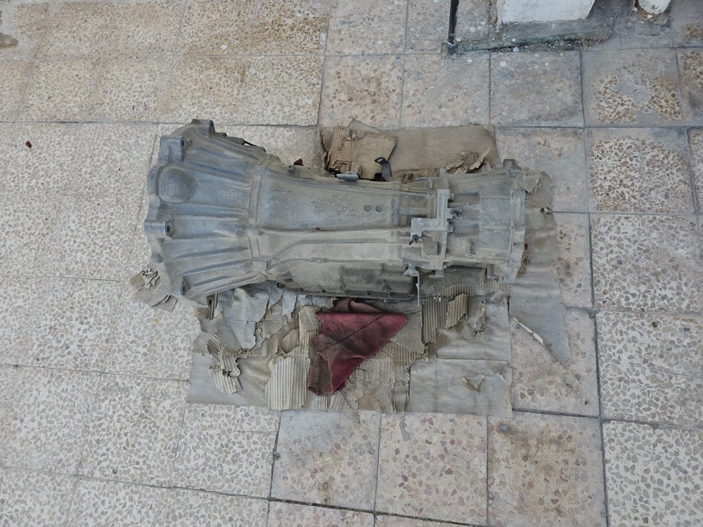 Nissan Armada 2009 Gear - 1