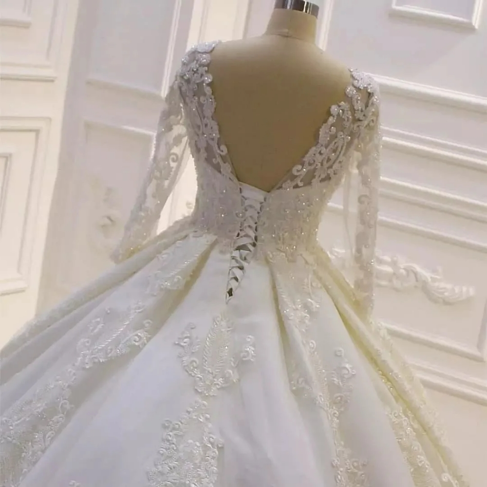 Brand new luxury wedding gown for - 4