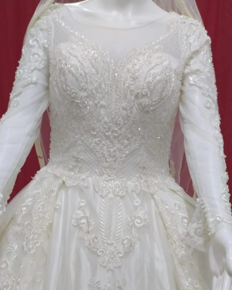 Brand new luxury wedding gown for - 2