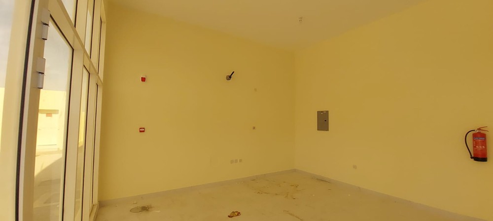 store for rent birkt alawamer - 3