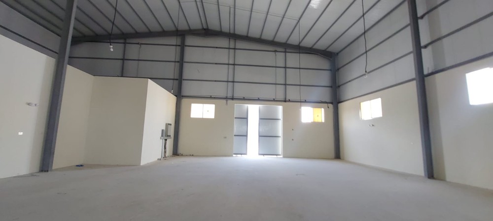 store for rent birkt alawamer - 4