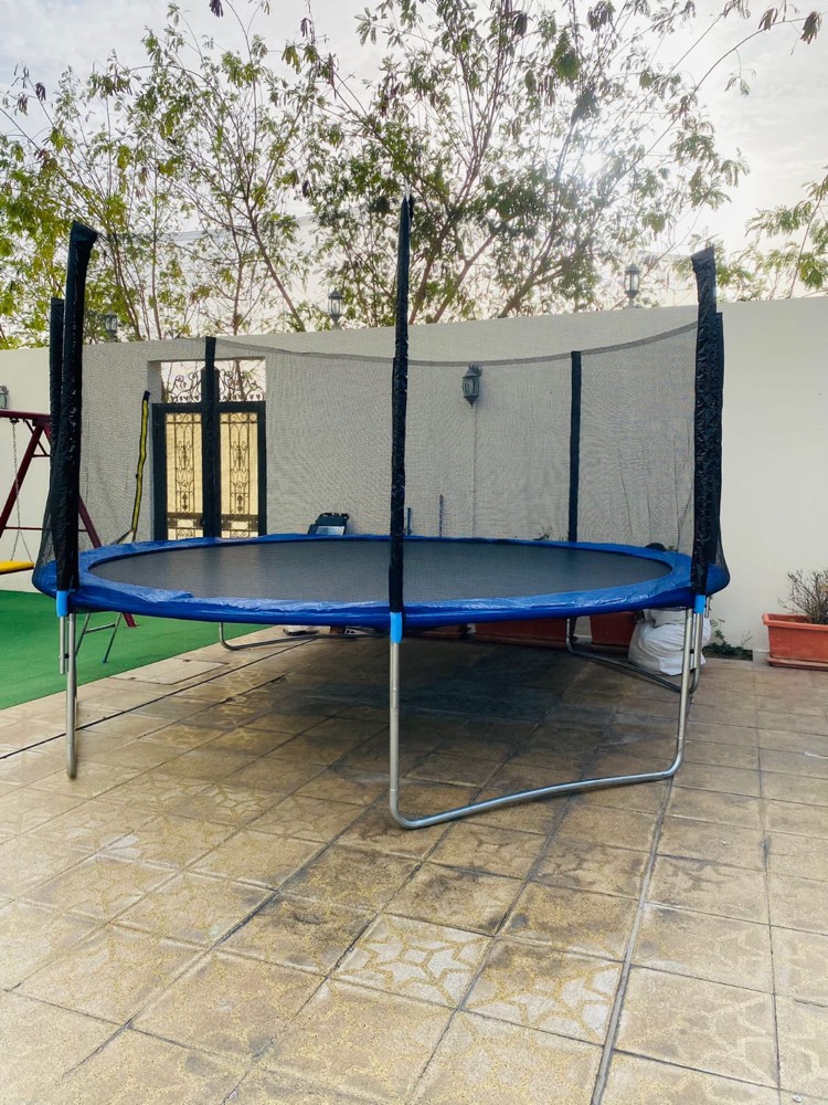 Trampoline 14 feet - 1