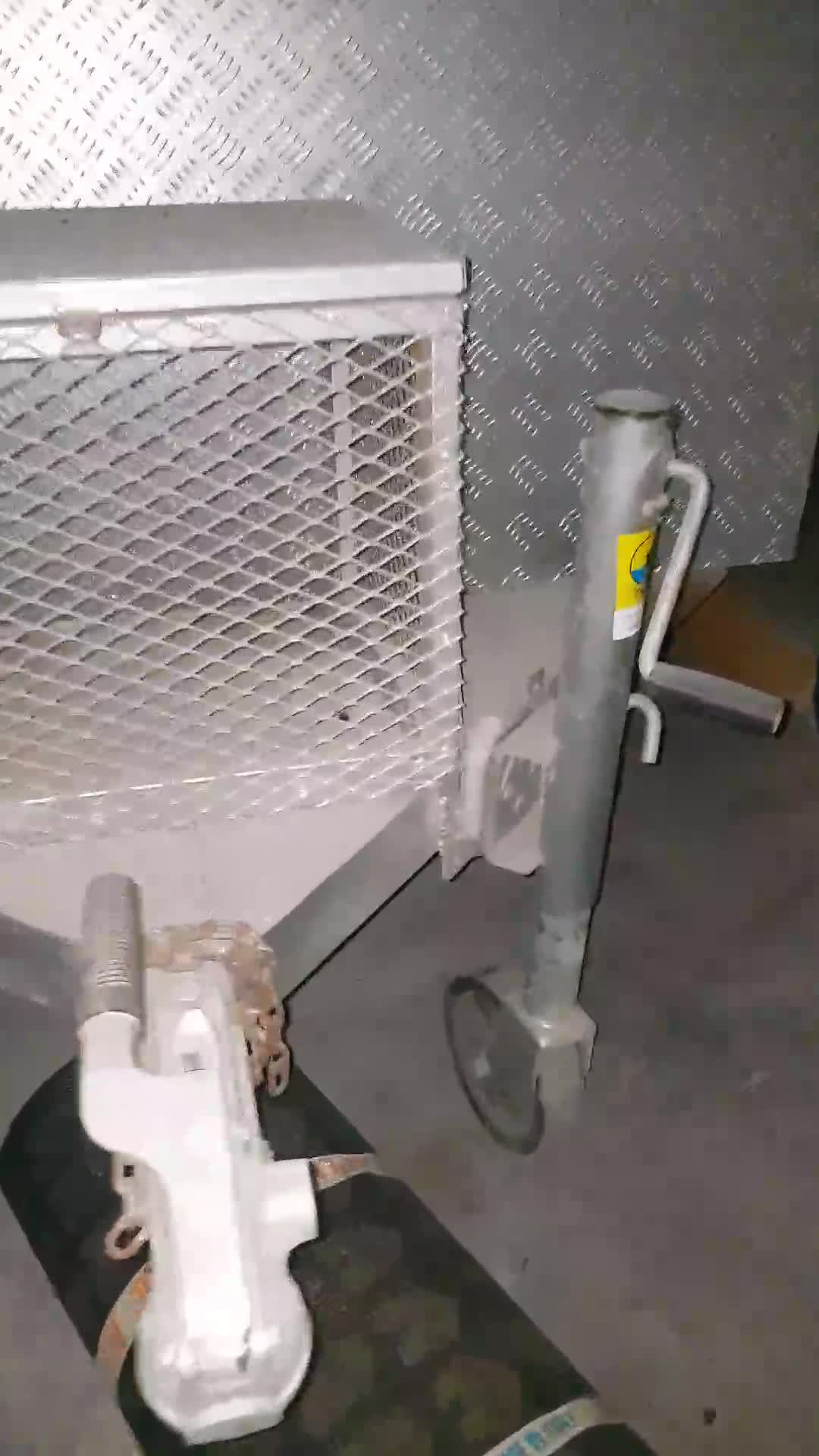 trailer in good condition - 9