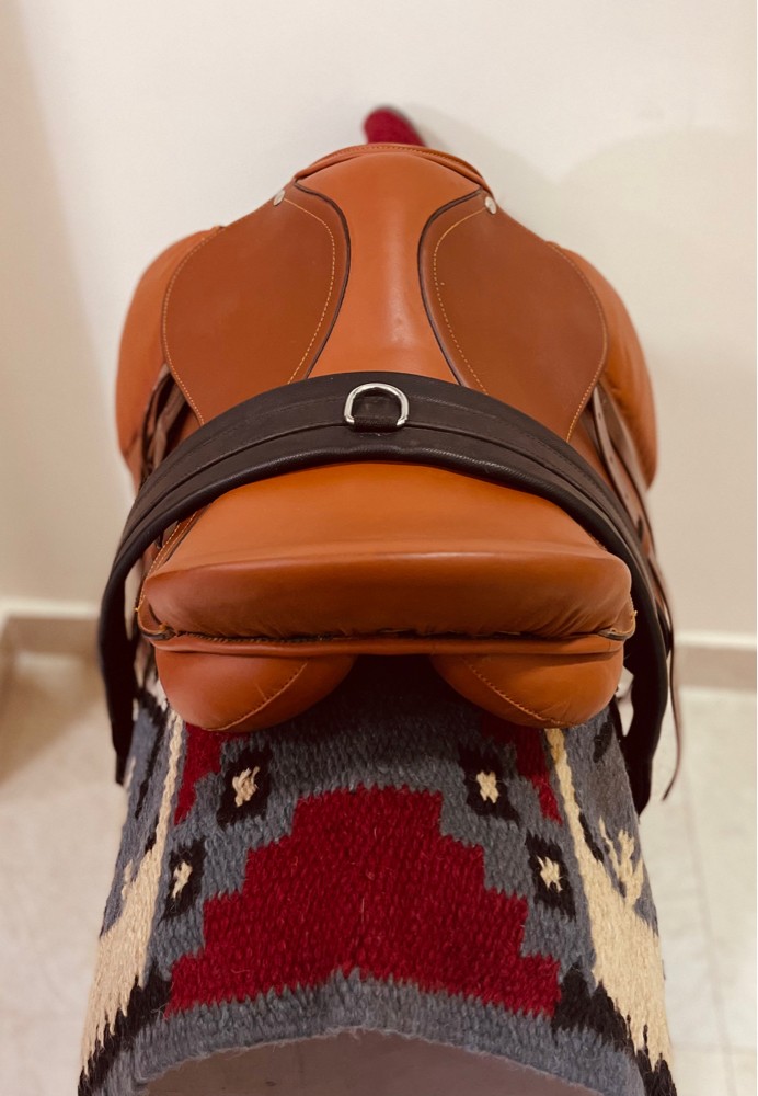 Brand new all purpose Saddle 17”  - 4