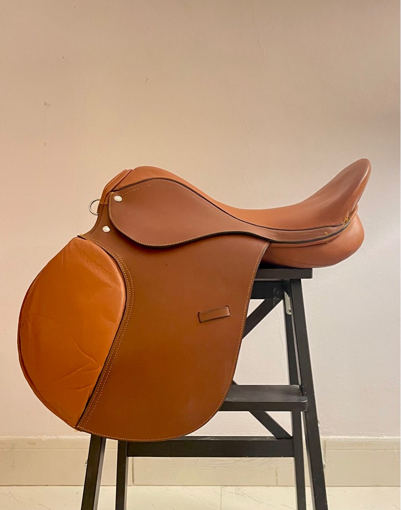 Brand new all purpose Saddle 17”  - 9