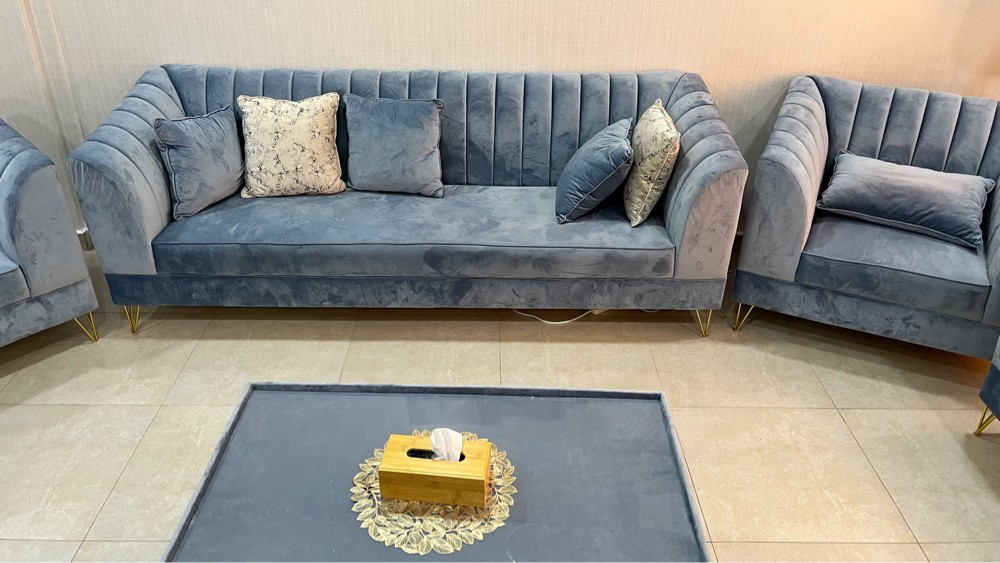 couches, used for urgent sale  - 5