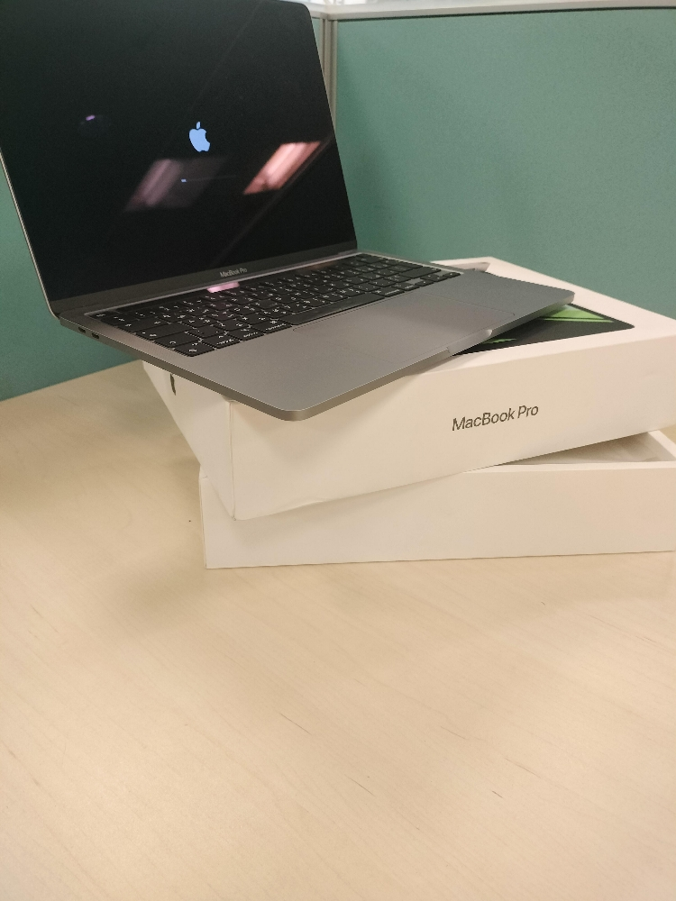 MacBook Pro M1 - 4