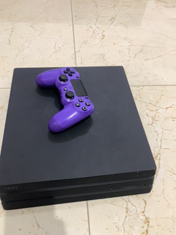 سوني 4 برو  - 1