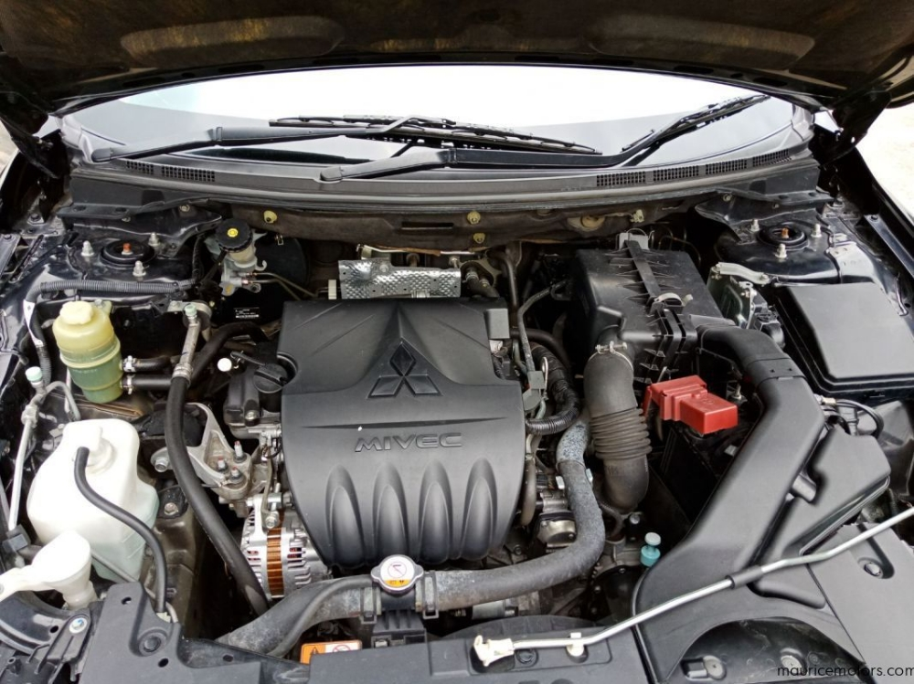 Mitsubishi Lancer EX 4A90-91 - 1