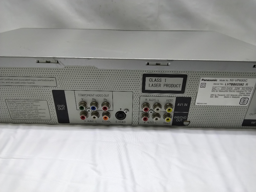 PANASONIC NV-VP60 VHS & DVD - 5