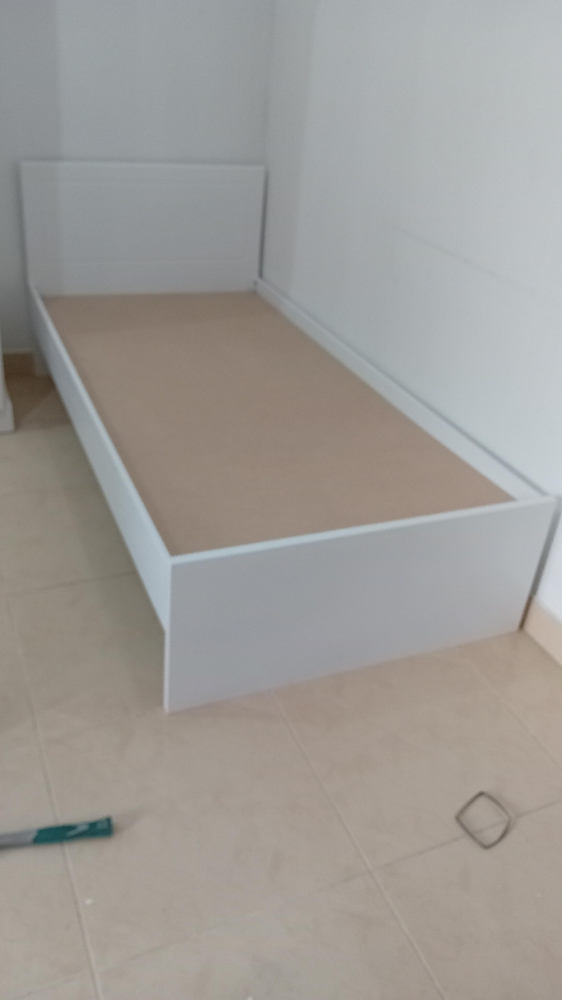 Doha furniture available - 6