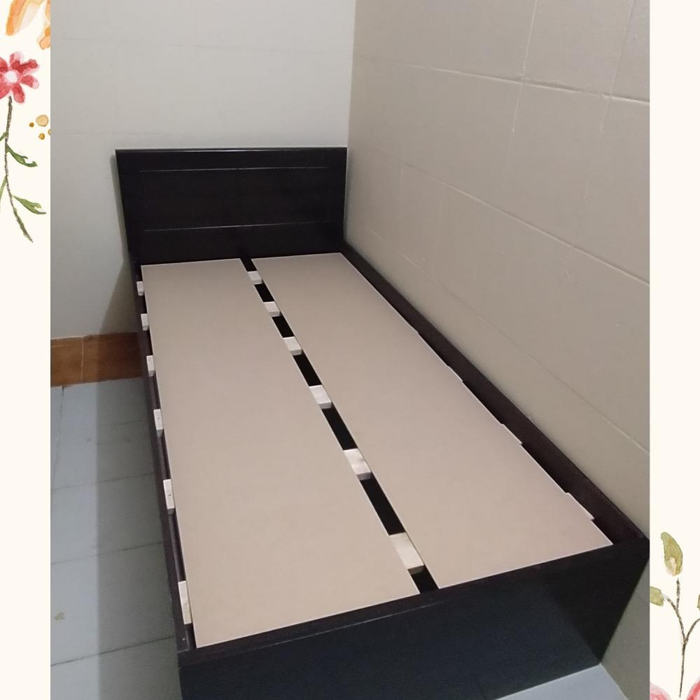 Doha furniture available - 8