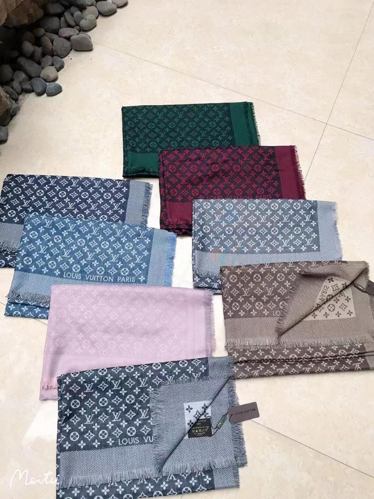 LV scarf - 6