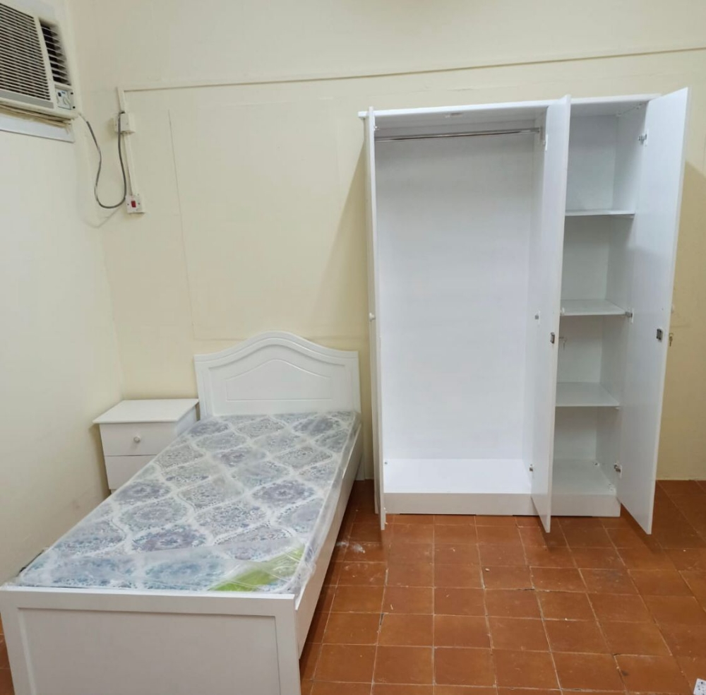 single bedroom set available - 9