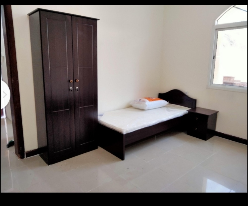 single bedroom set available - 15