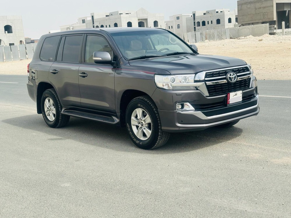Land Cruiser 2020 Black edition  - 5