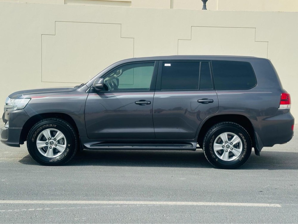Land Cruiser 2020 Black edition  - 2