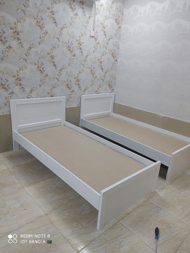 single bed(90cm x 190cm)available - 8
