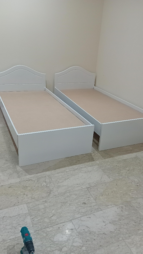 single bed(90cm x 190cm)available - 4