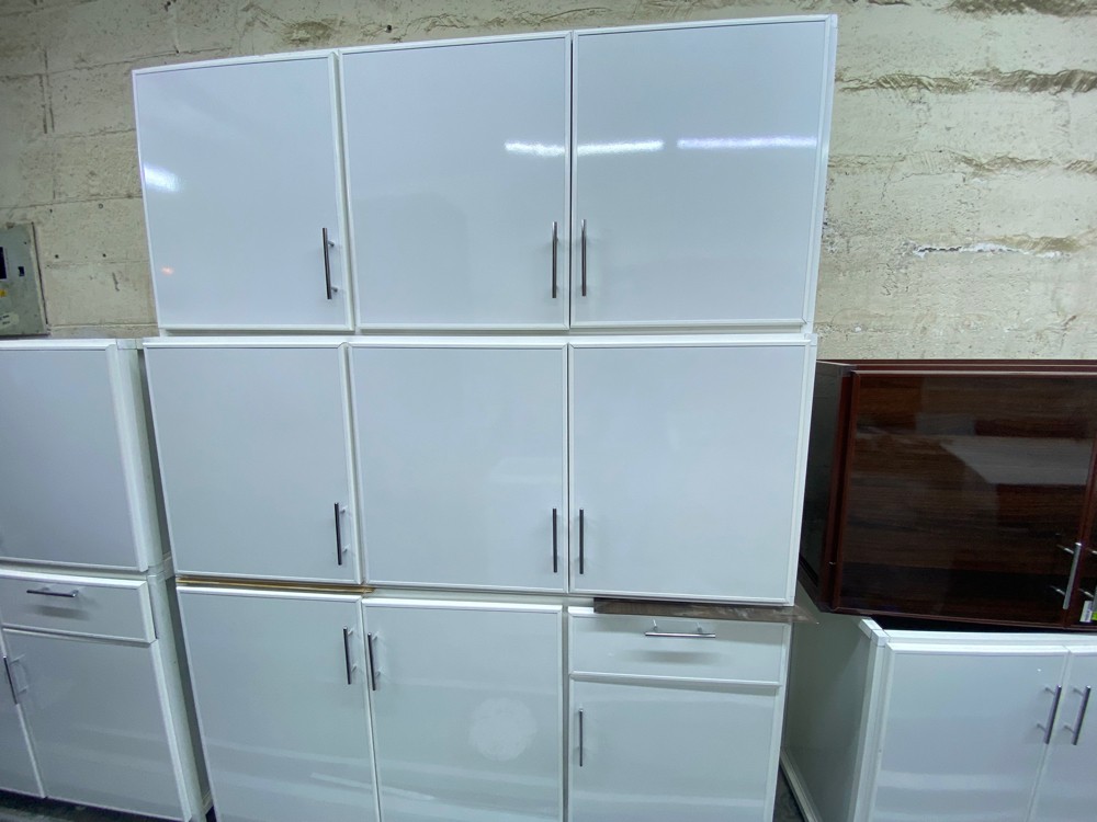 kitchen cabinet - 1