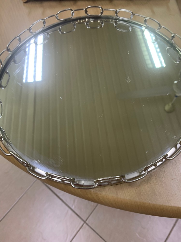 صينيه فيها مرايا  - 1
