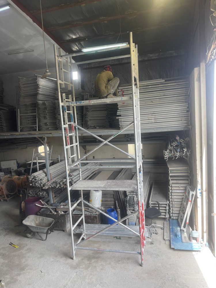 new aluminum scaffolding  - 2