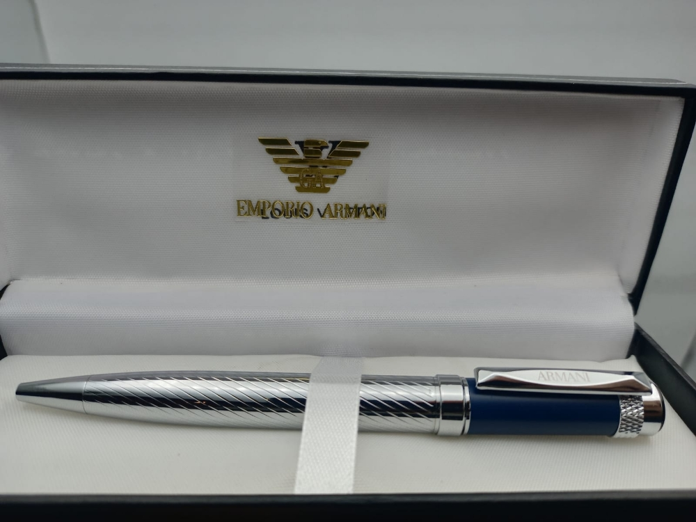 pen with cufflinks with brand box - 5