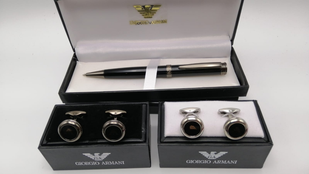 pen with cufflinks with brand box - 1