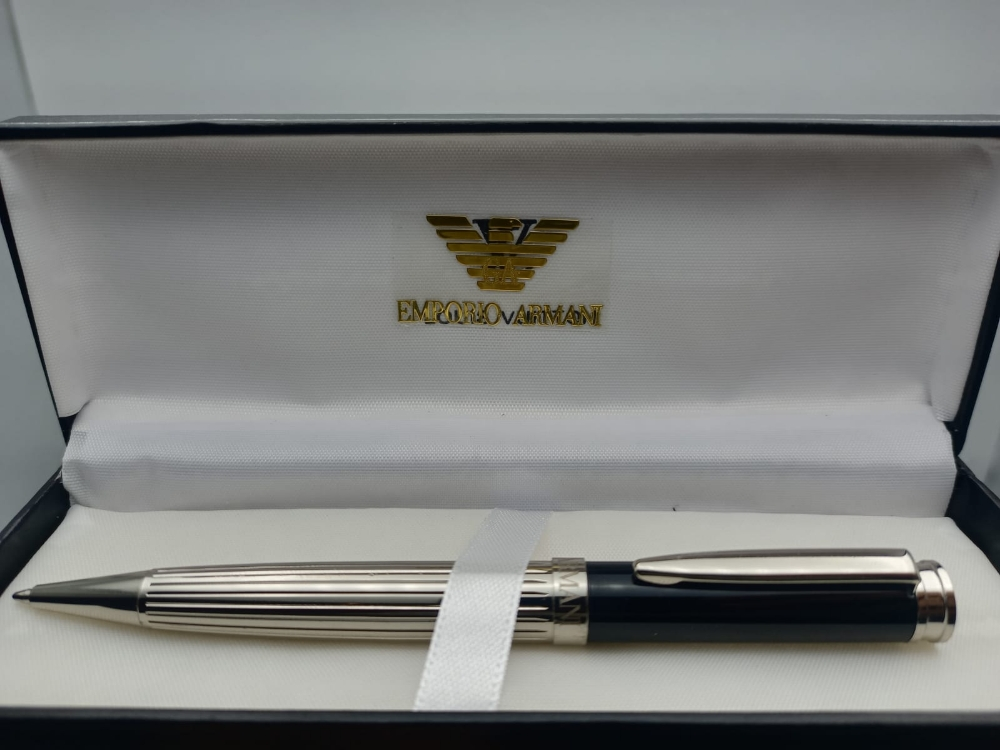pen with cufflinks with brand box - 6
