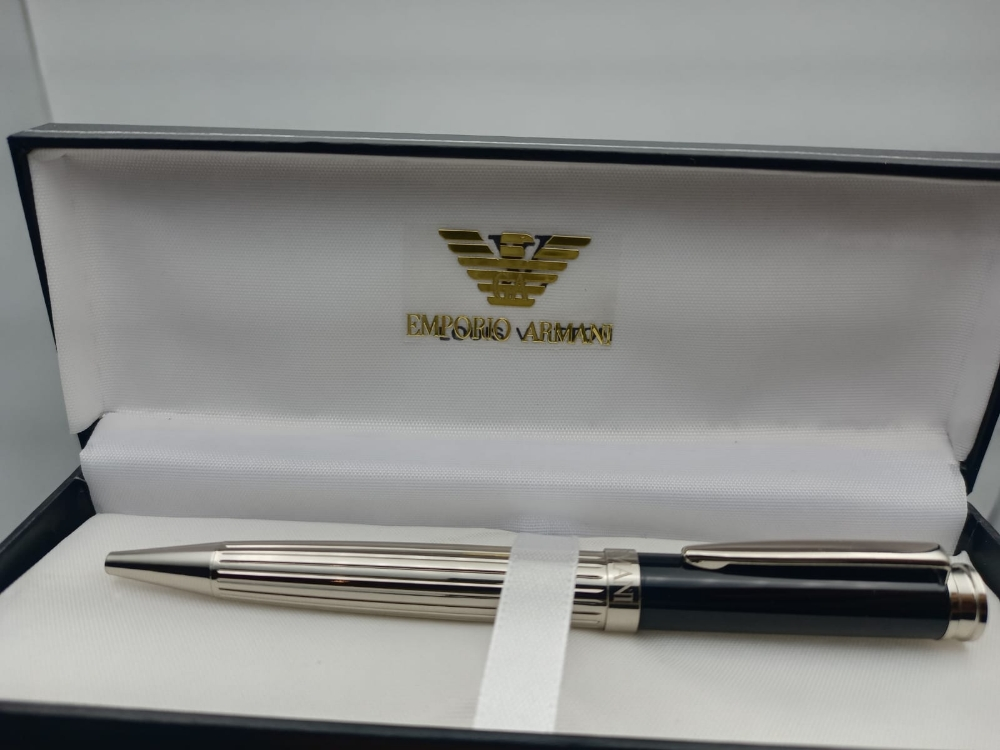 pen with cufflinks with brand box - 8