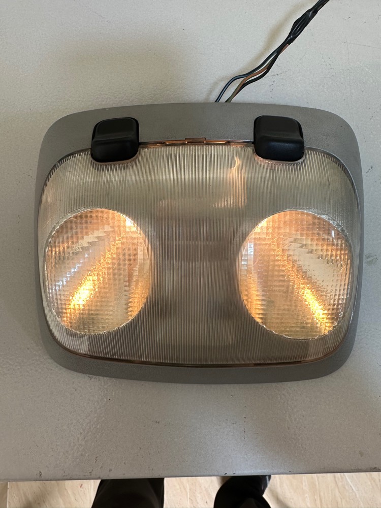 Top ceiling light - 1