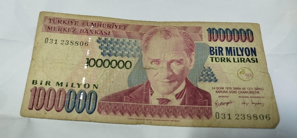 antique cerrancy banknotes - 10