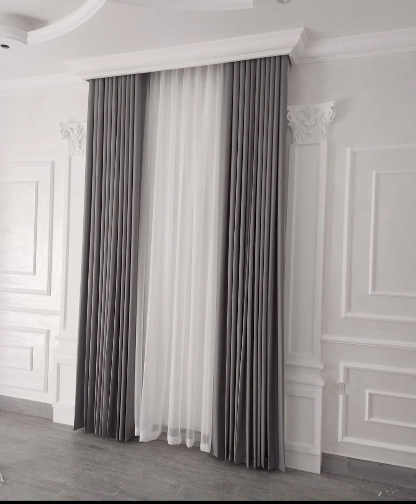 Curtains and blind Roller - 1